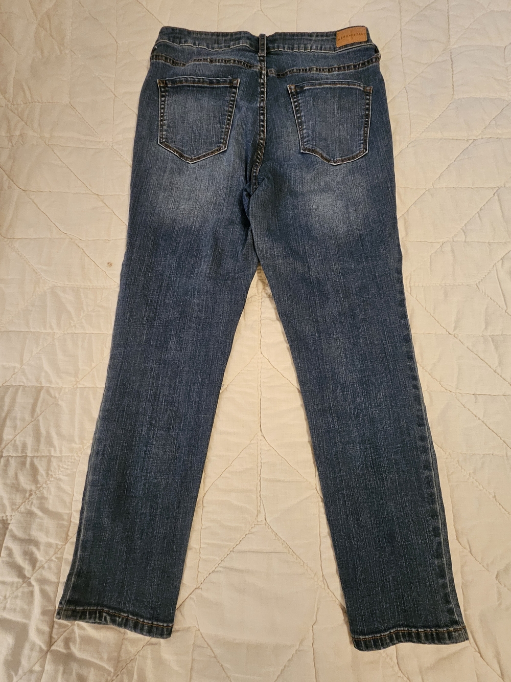 Aéropostale Floral Embroidered High Waisted Cropped Jegging - Size 8 - Picture 3 of 8